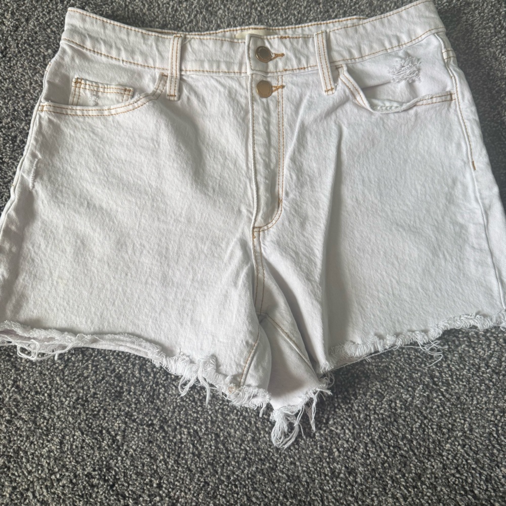 Universal Thread White Frayed Jean Shorts